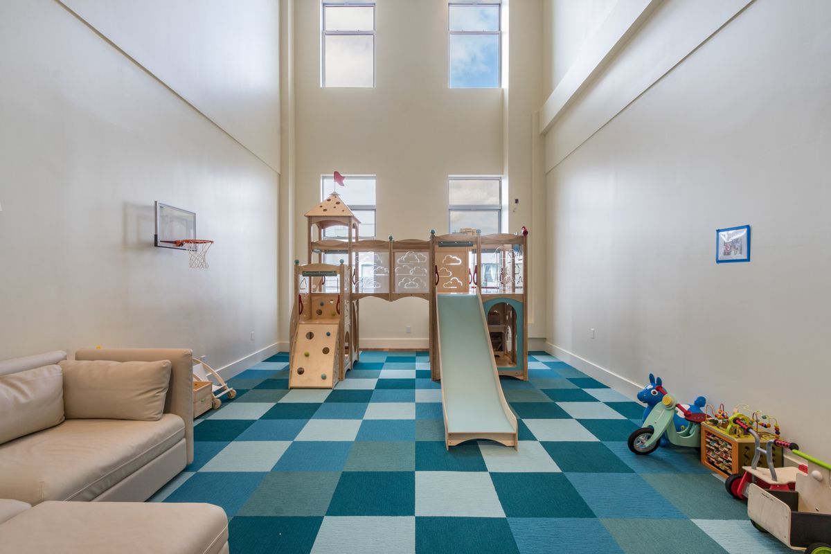 60 Broadway, Unit 7E Brooklyn, NY 11249 - Photo 7 of 10