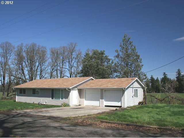 9712 Wagon Road Northeast Mount Angel, OR 97362 - Photo 1 of 16