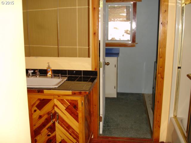 74433 Thompson Road Elgin, OR 97827 - Photo 2 of 16 Gallery Image 2