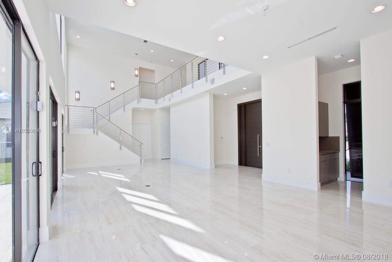 19014 Park Ridge Street Weston, FL 33332 - Photo 9 of 23 Gallery Image 9