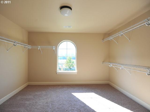 1067 Goff Road Forest Grove, OR 97116 - Photo 9 of 16 Gallery Image 9