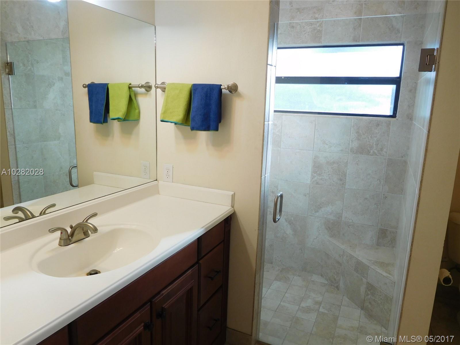12118 Old Country Road South Wellington, FL 33414 - Photo 12 of 29