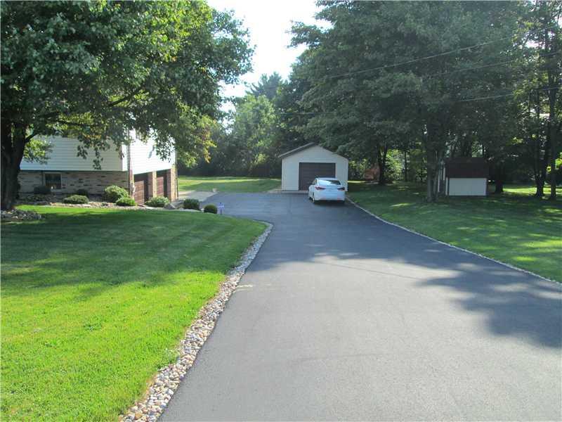7258 Country Club Road Butler, PA 16001 - Photo 13 of 23