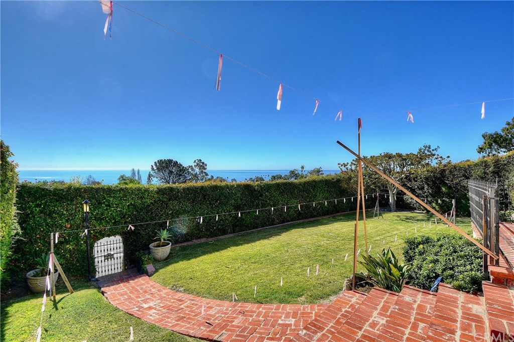 250 High Drive Laguna Beach, CA 92651 - Photo 23 of 29