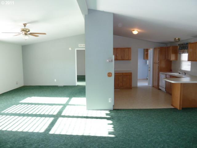 123 Little Valley Road Roseburg, OR 97471 - Photo 10 of 15 Gallery Image 10