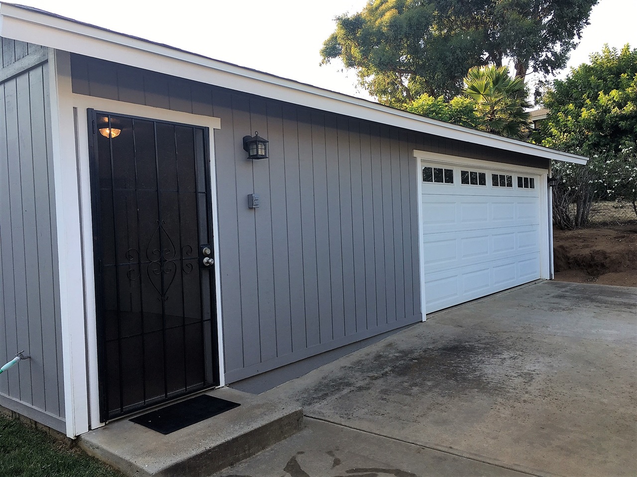 1327 McDonald Road Fallbrook, CA 92028 - Photo 24 of 25 Detached 2-car garage & Bonus Room with Bath.