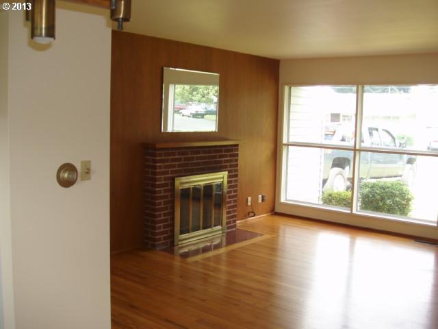 2111 Southeast 158th Avenue Portland, OR 97233 - Photo 2 of 16