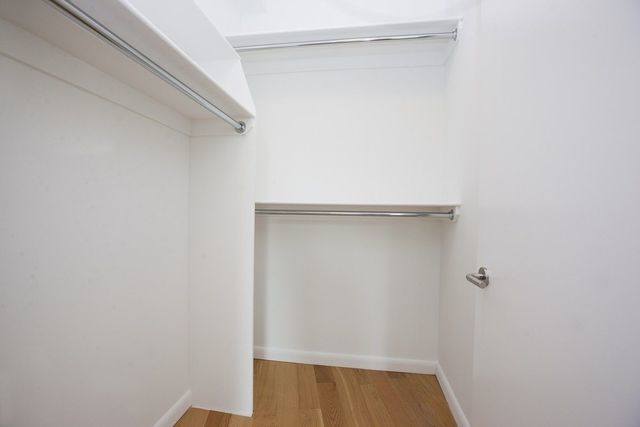 46-30 Center Boulevard, Unit 1108 Queens, NY 11109 - Photo 7 of 18