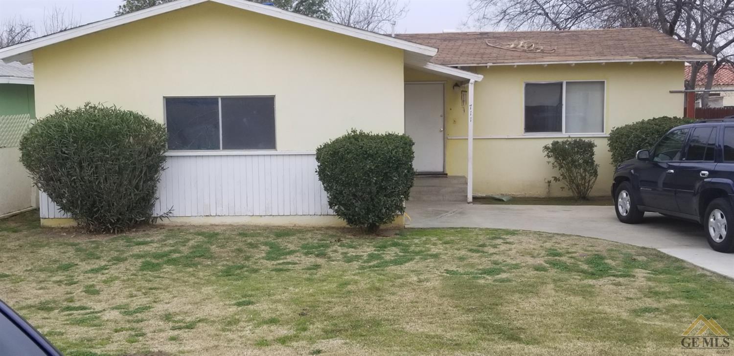 711 R Street Bakersfield, CA 93304 - Photo 1 of 4 Gallery Image 1