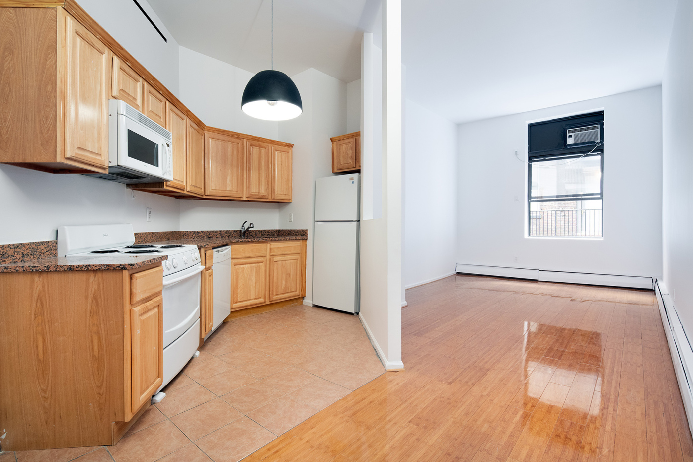 74 Leonard Street, Unit 4B Manhattan, NY 10013 - Photo 2 of 4