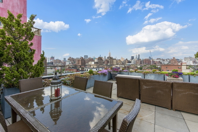 155 Perry Street 155 Perry St, Manhattan, NY 10014 - Photo 4 of 6