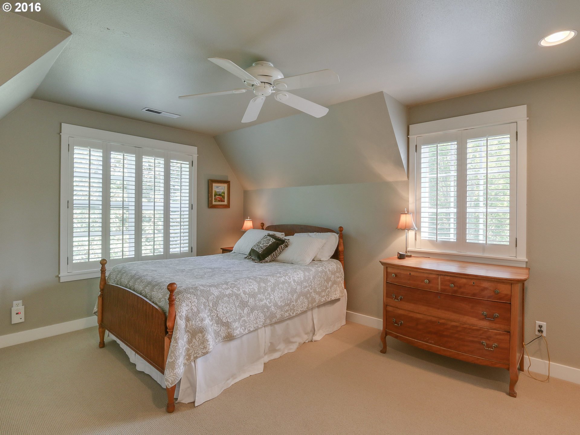 2309 Northwest Edgewood Place, Unit 31 Portland, OR 97229 - Photo 18 of 32