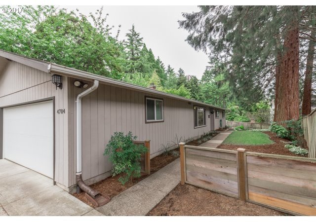 4704 Southwest 57th Avenue Portland, OR 97221 - Photo 2 of 29 Gallery Image 2