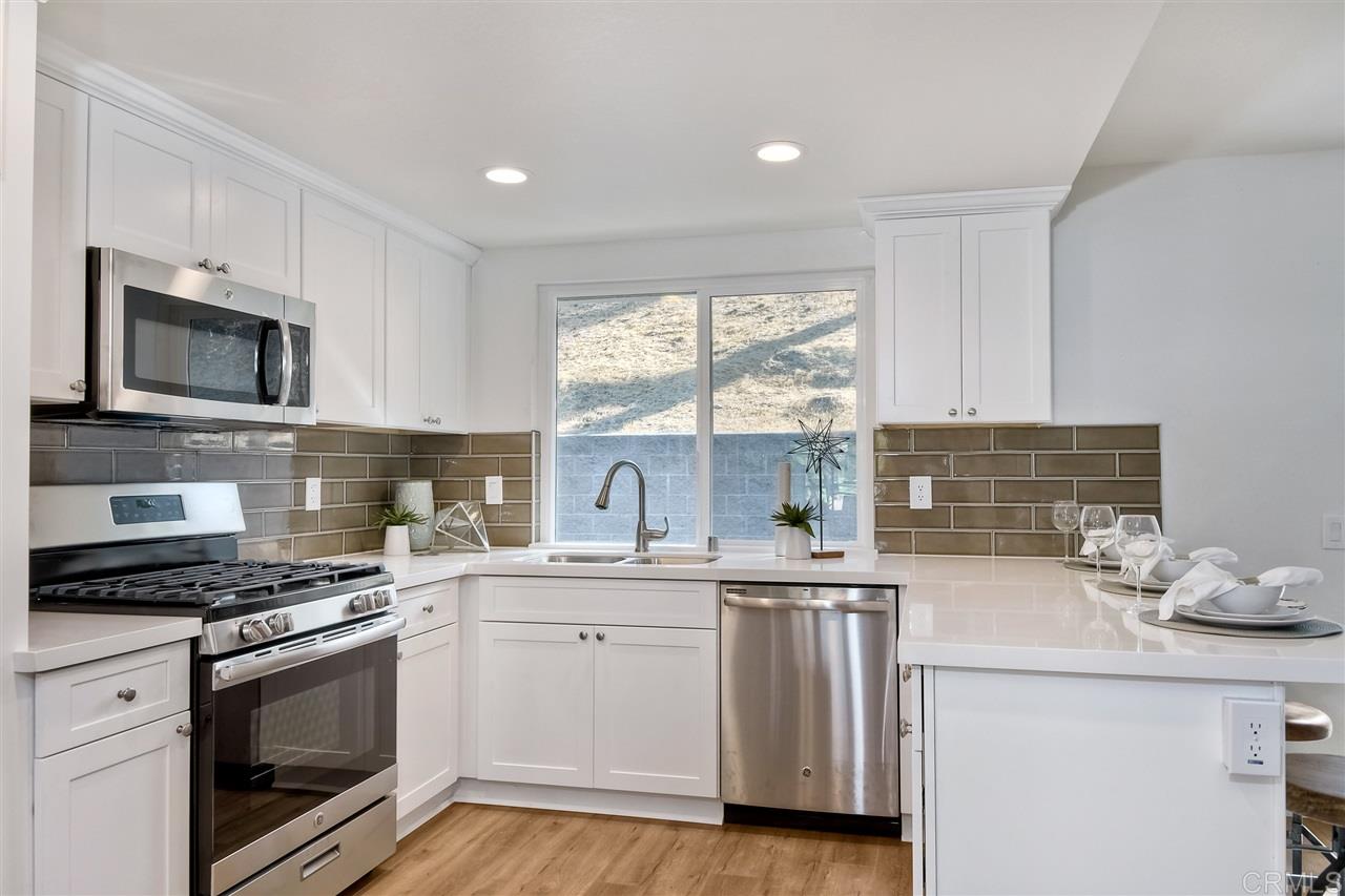 168 Foussat Road Oceanside, CA 92054 - Photo 1 of 25 Gallery Image 1