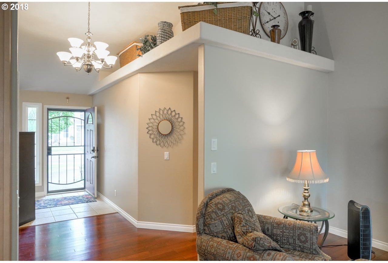 1087 Keystone Loop Northeast Keizer, OR 97303 - Photo 15 of 32 Gallery Image 15