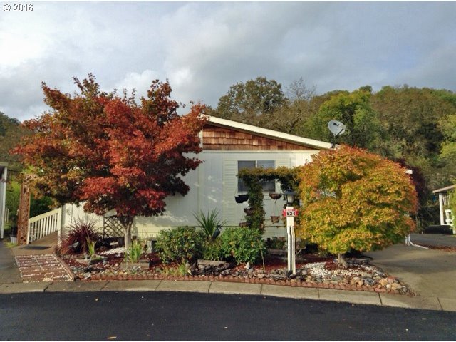 524 Shadow Ranch Lane Roseburg, OR 97470 - Photo 1 of 28 Gallery Image 1