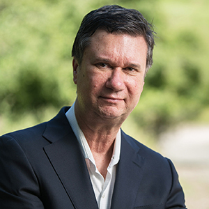 Headshot of Tom Kortizija