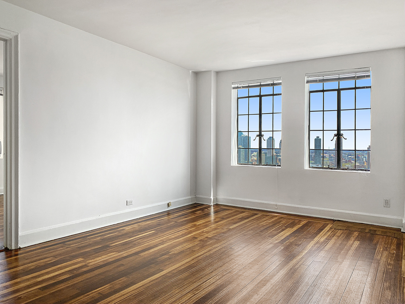 5 Tudor City Place, Unit 2132 Manhattan, NY 10017 - Photo 1 of 6