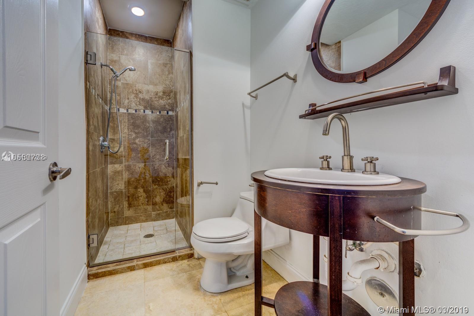 2019 Harbor View Circle Weston, FL 33327 - Photo 13 of 31