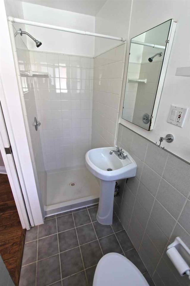 9115 Rosedale Drive Spring Valley, CA 91977 - Photo 11 of 24 2nd Bathroom