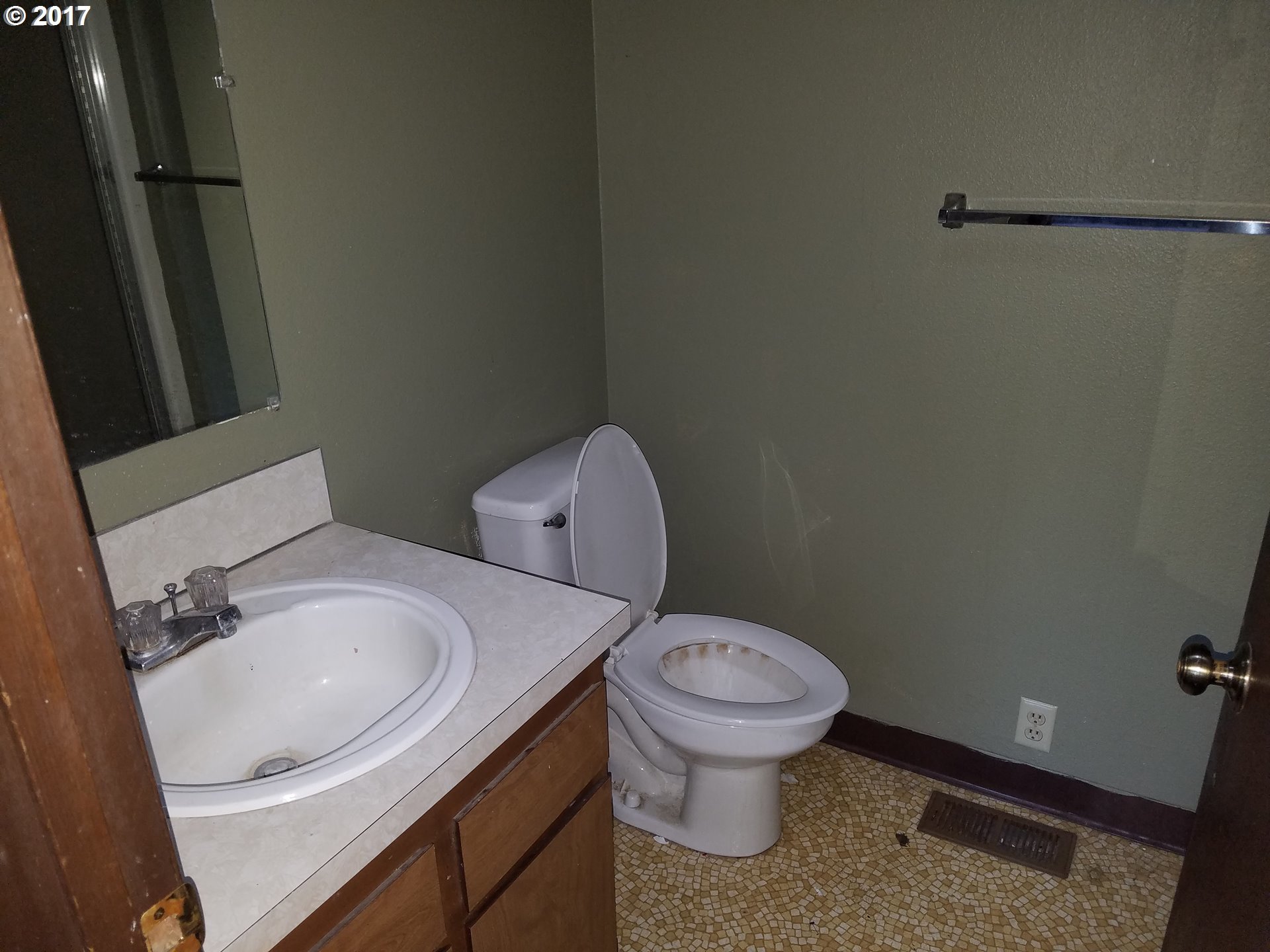 1349 Cooley Road Woodburn, OR 97071 - Photo 10 of 17 Gallery Image 10
