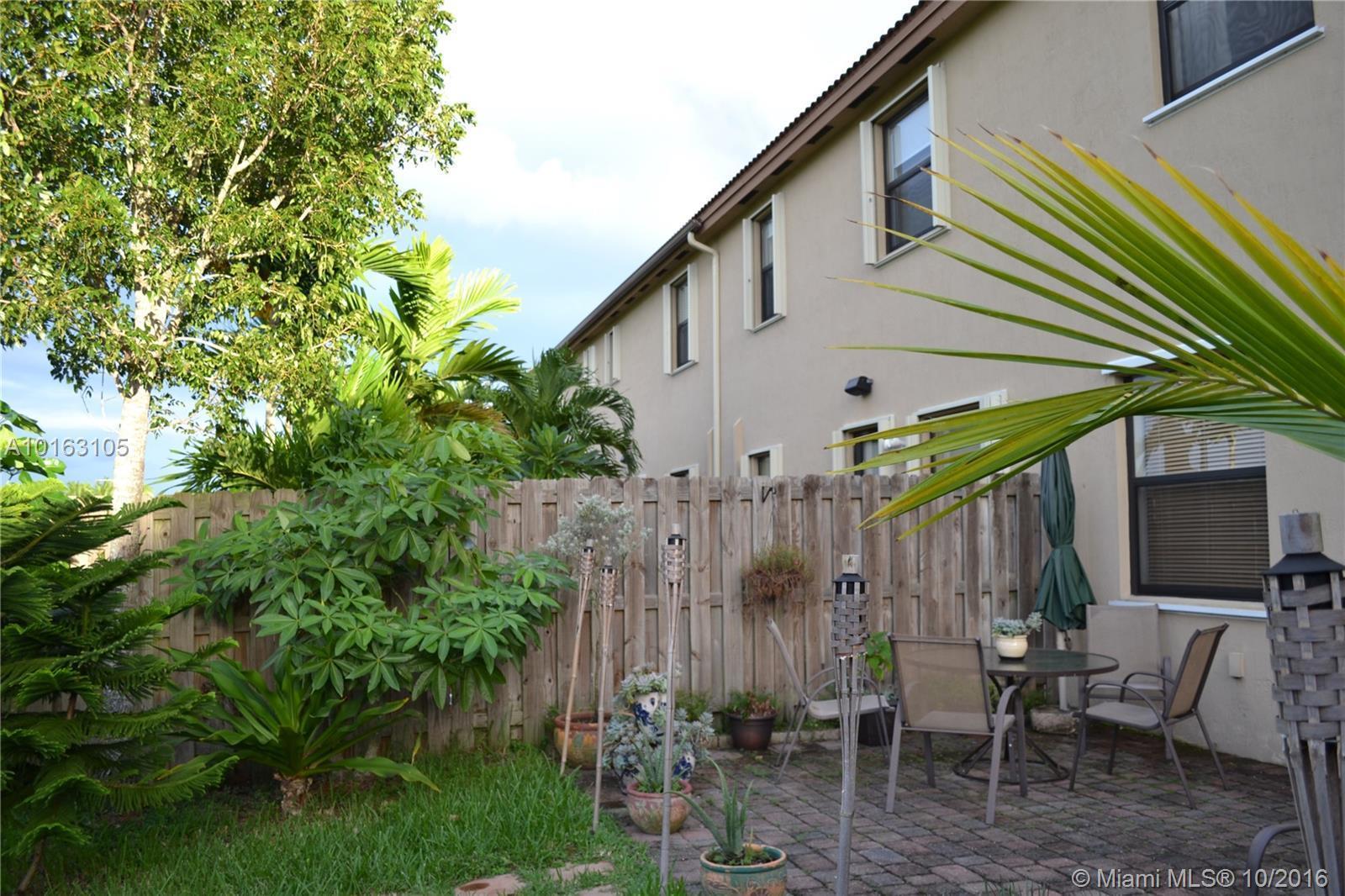 16357 Southwest 71st Terrace, Unit 16357 Miami, FL 33193 - Photo 10 of 31