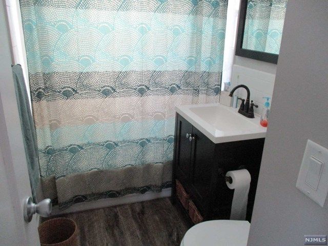 14 Birchwood Road Hawthorne, NJ 07506 - Photo 13 of 22 Gallery Image 13