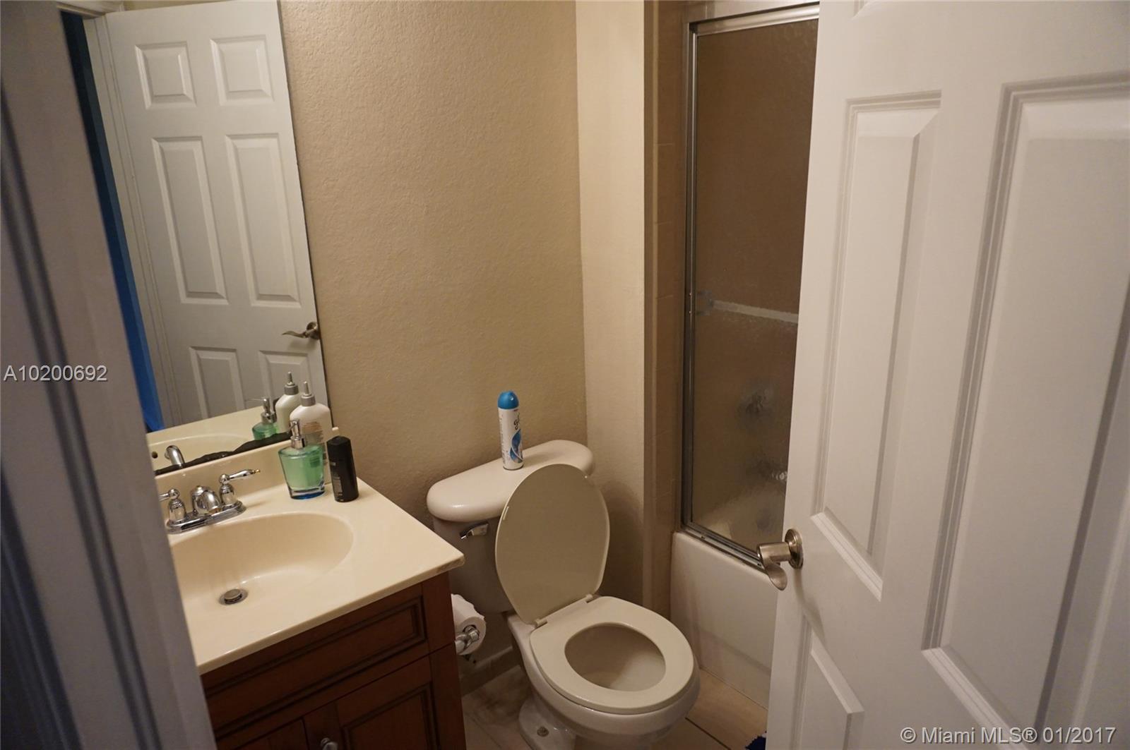 2030 Marsh Harbor Drive Riviera Beach, FL 33404 - Photo 12 of 13