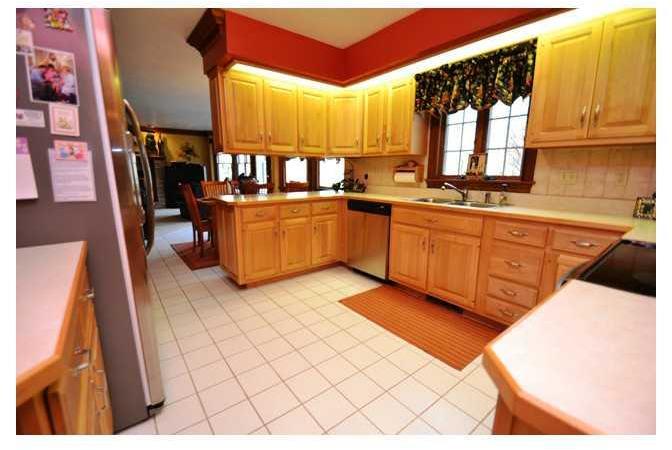 107 Firethorn Road Economy, PA 15005 - Photo 3 of 23