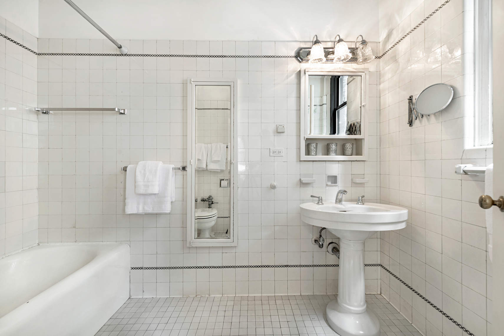 941 Park Avenue, Unit 2/3C Manhattan, NY 10028 - Photo 11 of 13