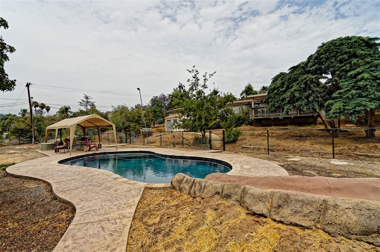 1237 Destree Road, Unit T Escondido, CA 92027 - Photo 14 of 25 Gallery Image 14