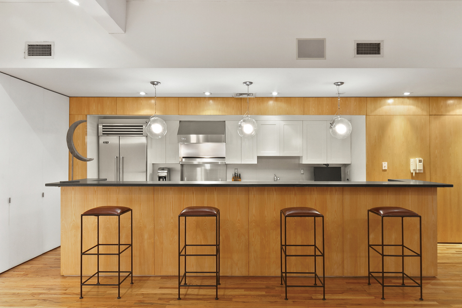 291 7th Avenue Manhattan, NY 10001 - Photo 3 of 11