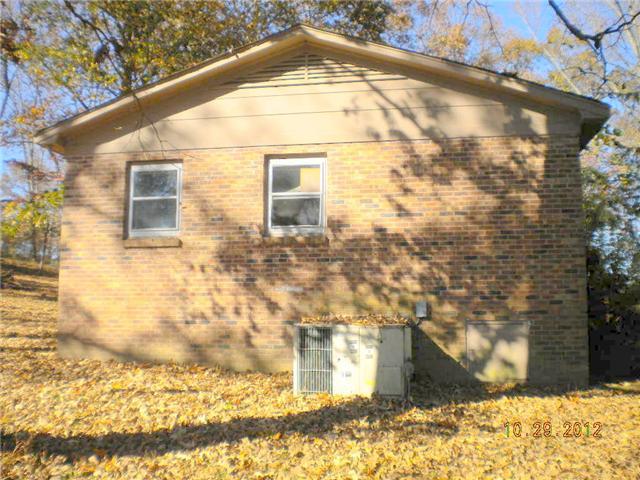 113 Watson Road Lawrenceburg, TN 38464 - Photo 5 of 16 Gallery Image 5