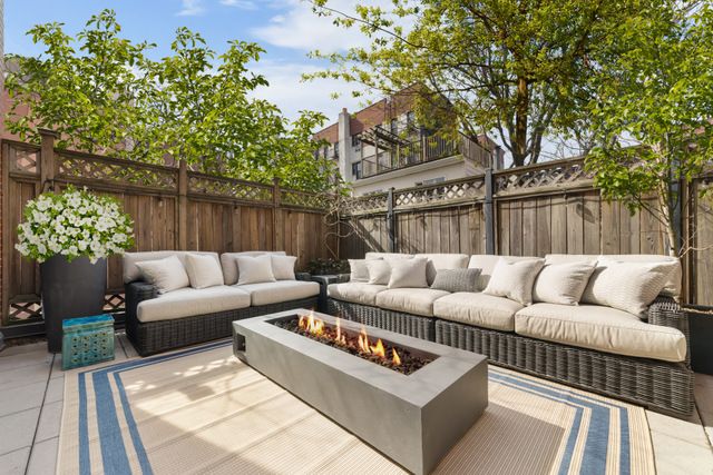 $4,300,000 | 252 Bleecker Street, Unit 2B | West Village