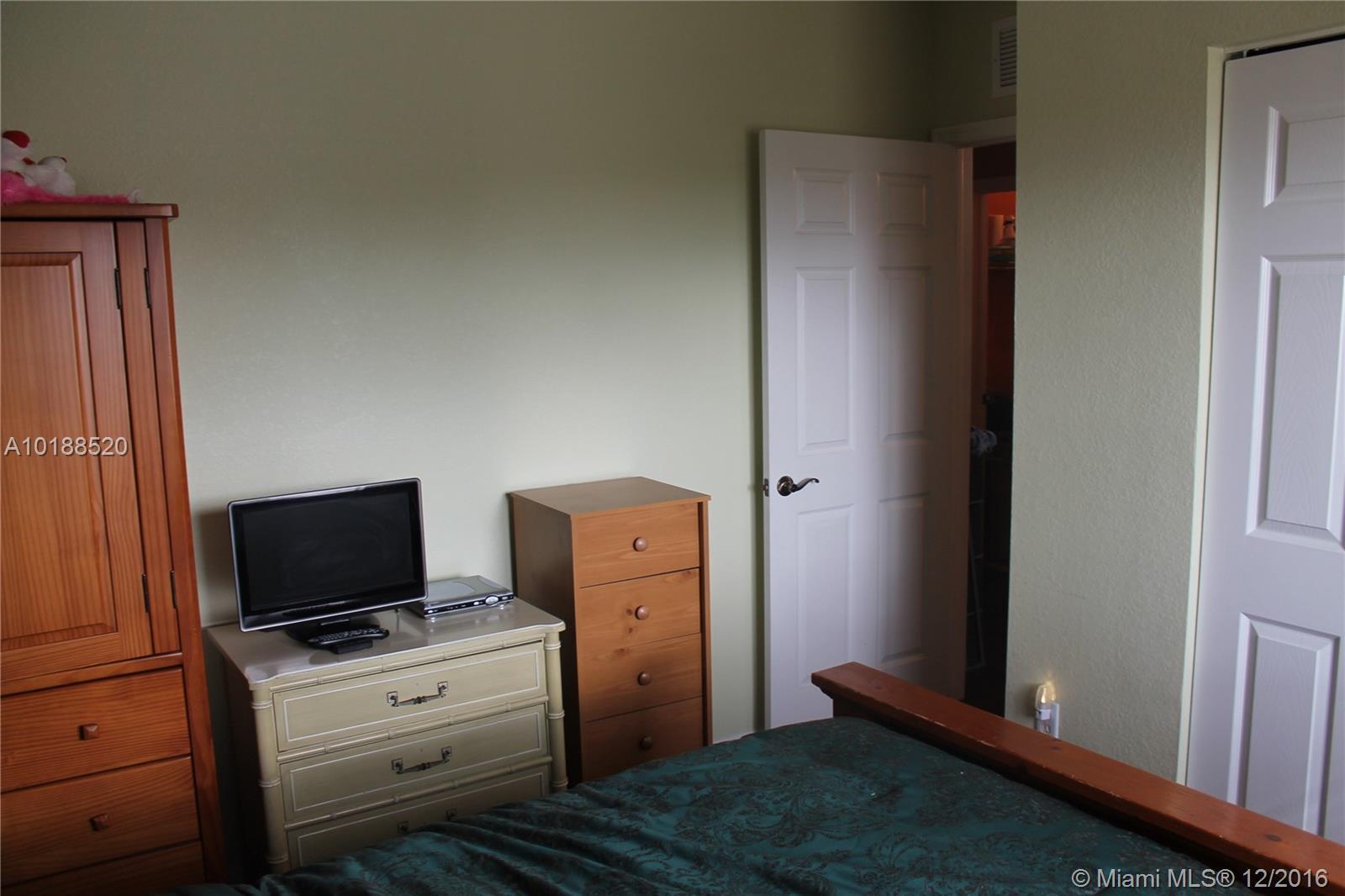 2456 Southeast 19th Court Homestead, FL 33035 - Photo 16 of 25