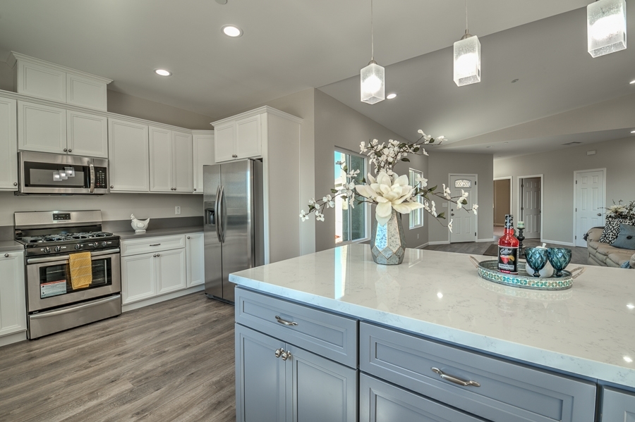 2631 Roca Verde Lane Spring Valley, CA 91977 - Photo 9 of 24 Gallery Image 9