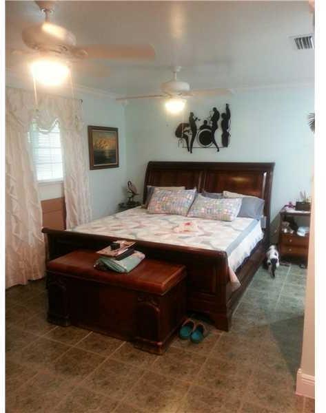 11121 Southwest 203rd Terrace Miami, FL 33189 - Photo 3 of 13