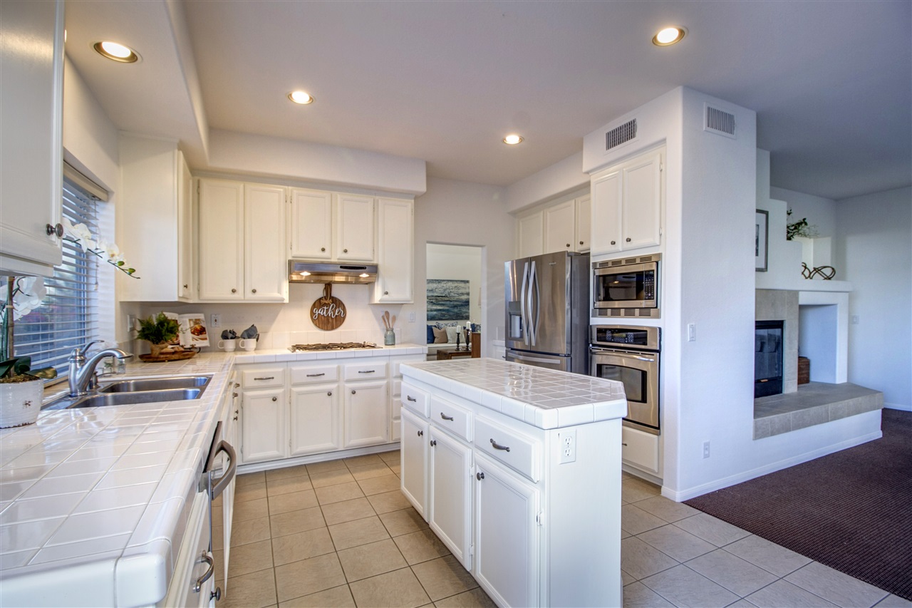 12215 Mannix Road San Diego, CA 92129 - Photo 9 of 25
