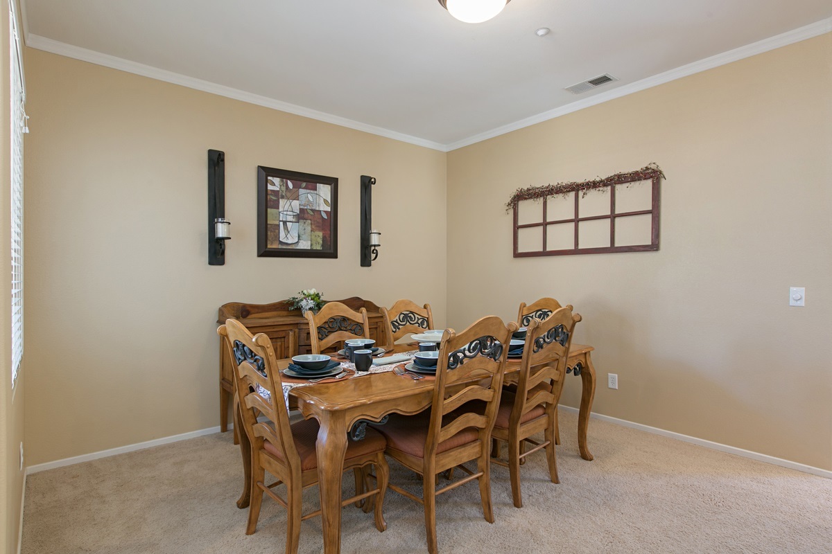369 Natalie Way Fallbrook, CA 92028 - Photo 7 of 25
