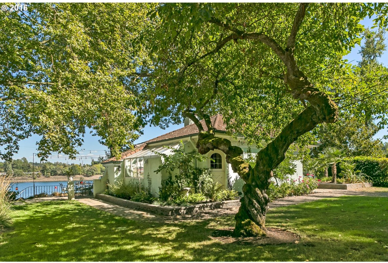 11650 Southwest Riverwood Road Portland, OR 97219 - Photo 28 of 32 Gallery Image 28