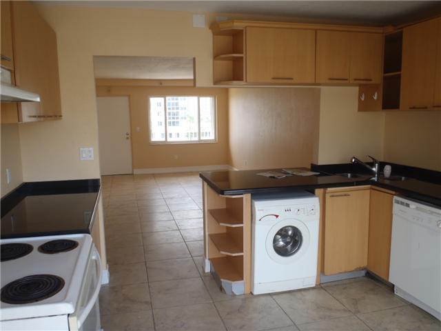 677 Northeast 24th Street, Unit 602 Miami, FL 33137 - Photo 6 of 12
