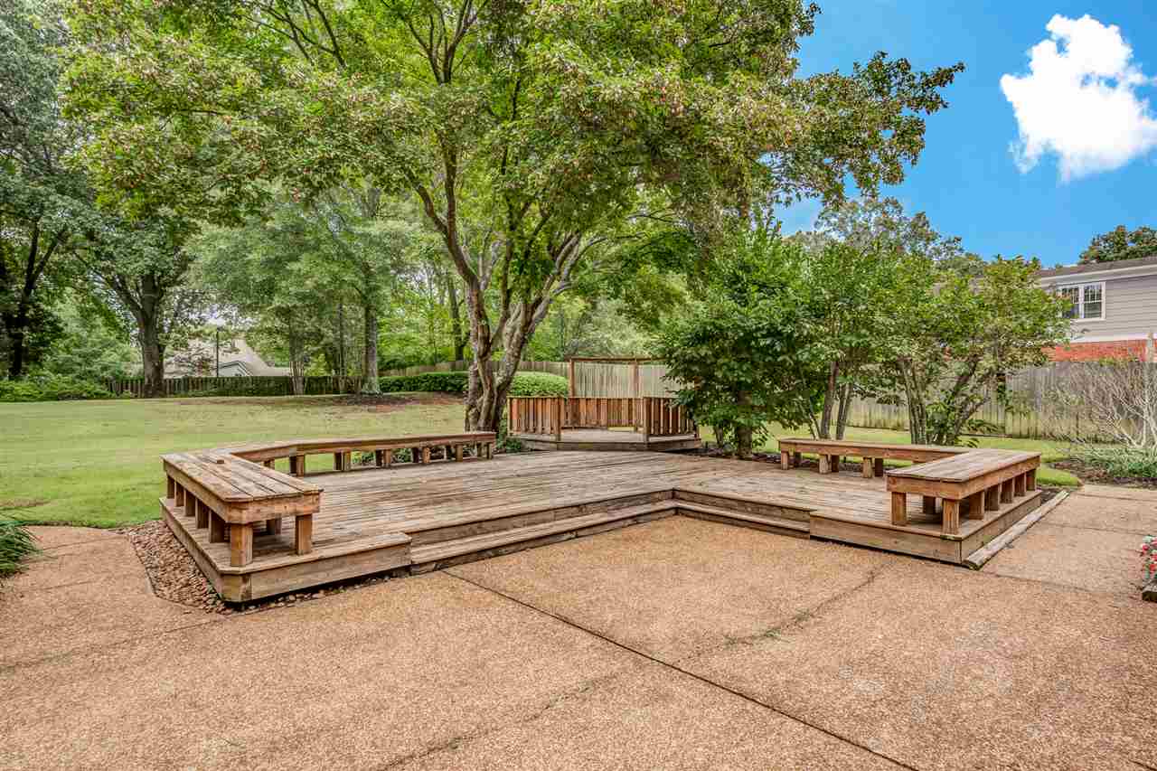 2044 Steeplebrook Drive Memphis, TN 38016 - Photo 24 of 25 Amazing Deck space ~ Patio