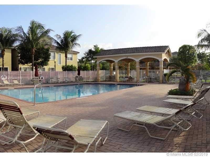 12337 Southwest 124th Terrace Miami, FL 33186 - Photo 4 of 10