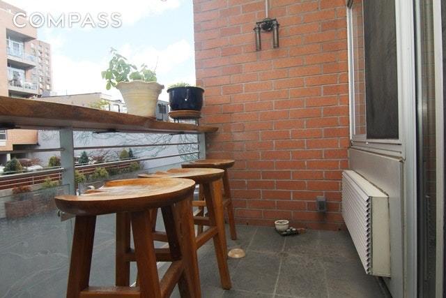 29 South 3rd Street, Unit 1E Brooklyn, NY 11249 - Photo 7 of 8