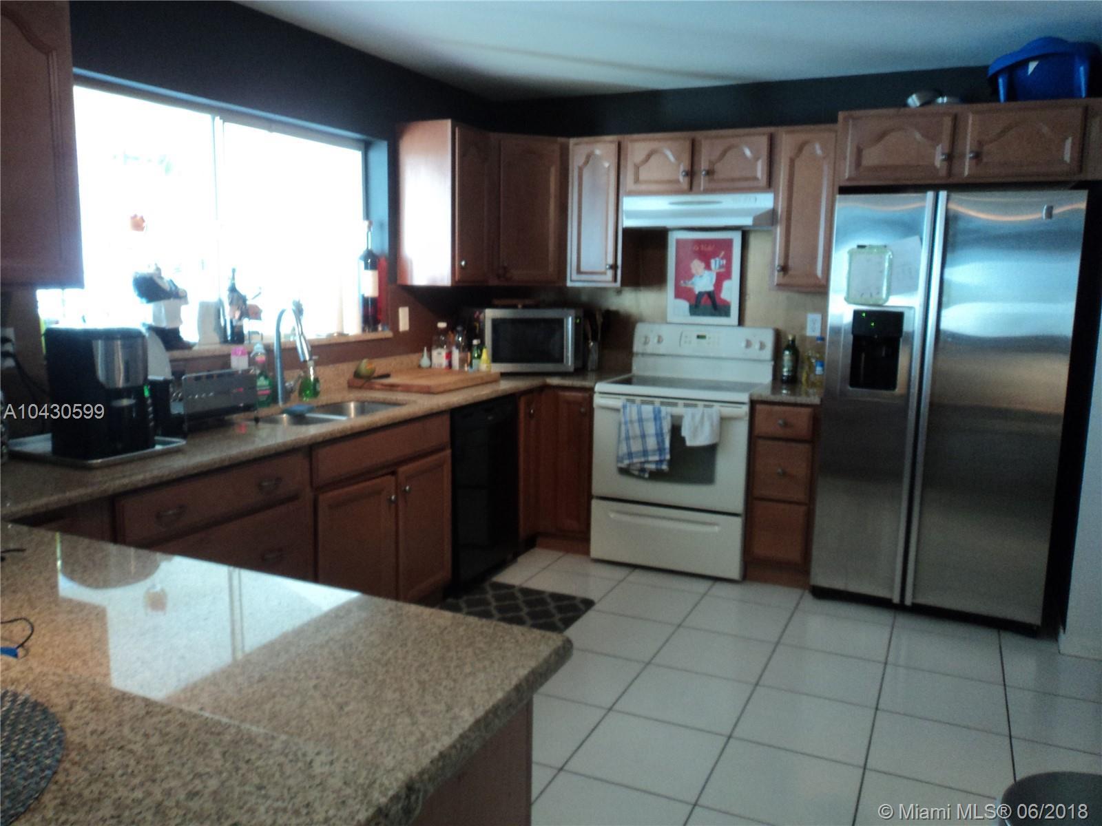 252 Northeast 211th Terrace Miami, FL 33179 - Photo 6 of 16