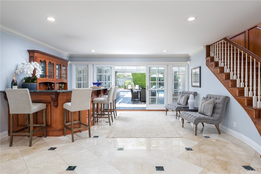 1437 La Perla Avenue Long Beach, CA 90815 - Photo 9 of 43