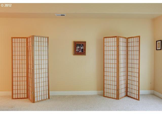 4802 Southwest View Point Terrace Portland, OR 97239 - Photo 7 of 10 Gallery Image 7