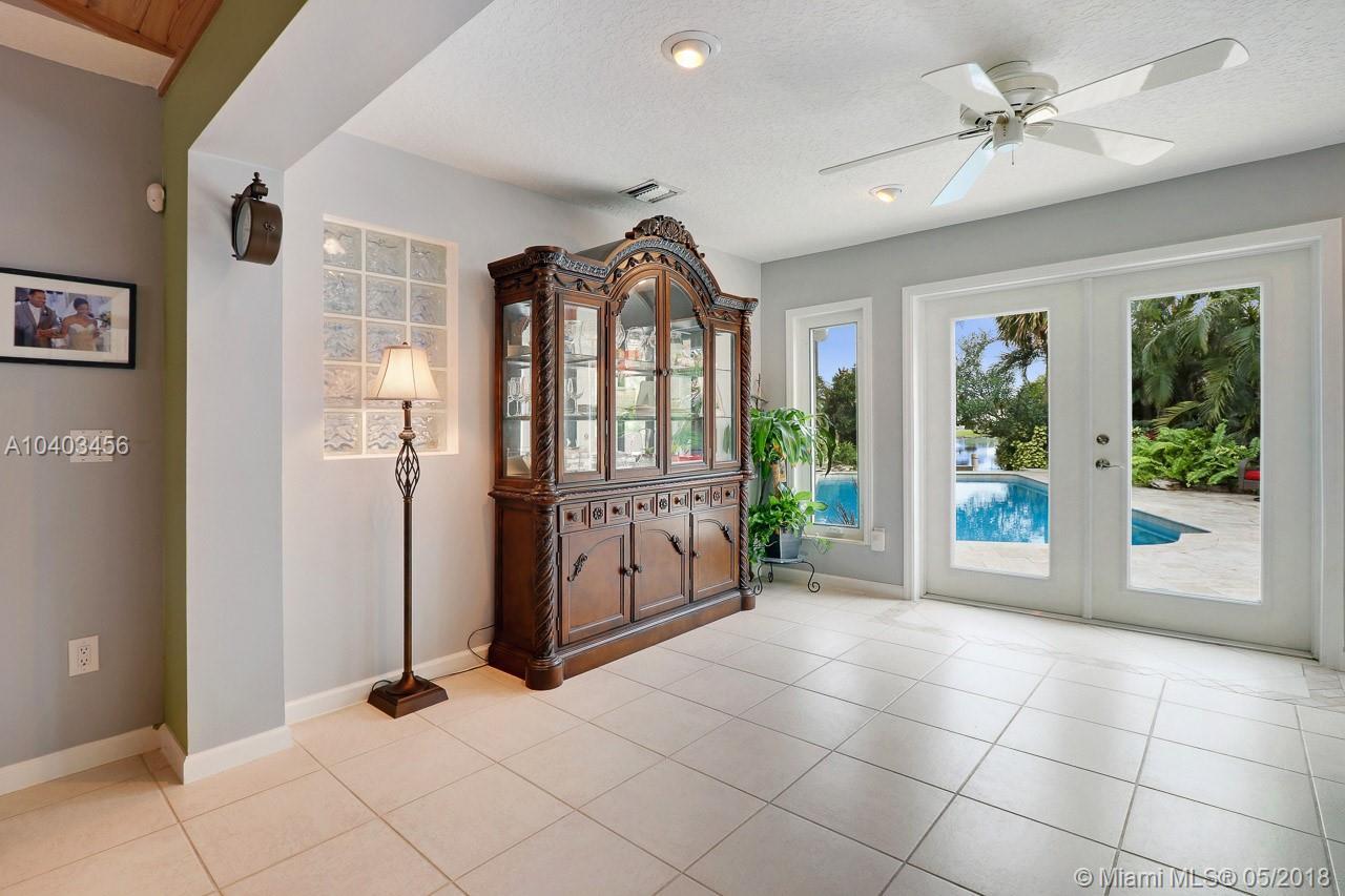 1922 Tudor Road Juno Beach, FL 33408 - Photo 17 of 31 Gallery Image 17