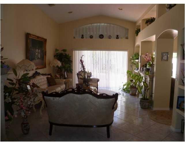 Mapleridge Hollywood, FL 33312 - Photo 2 of 8