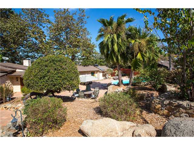 2810 Hidden Valley Road La Jolla, CA 92037 - Photo 3 of 19